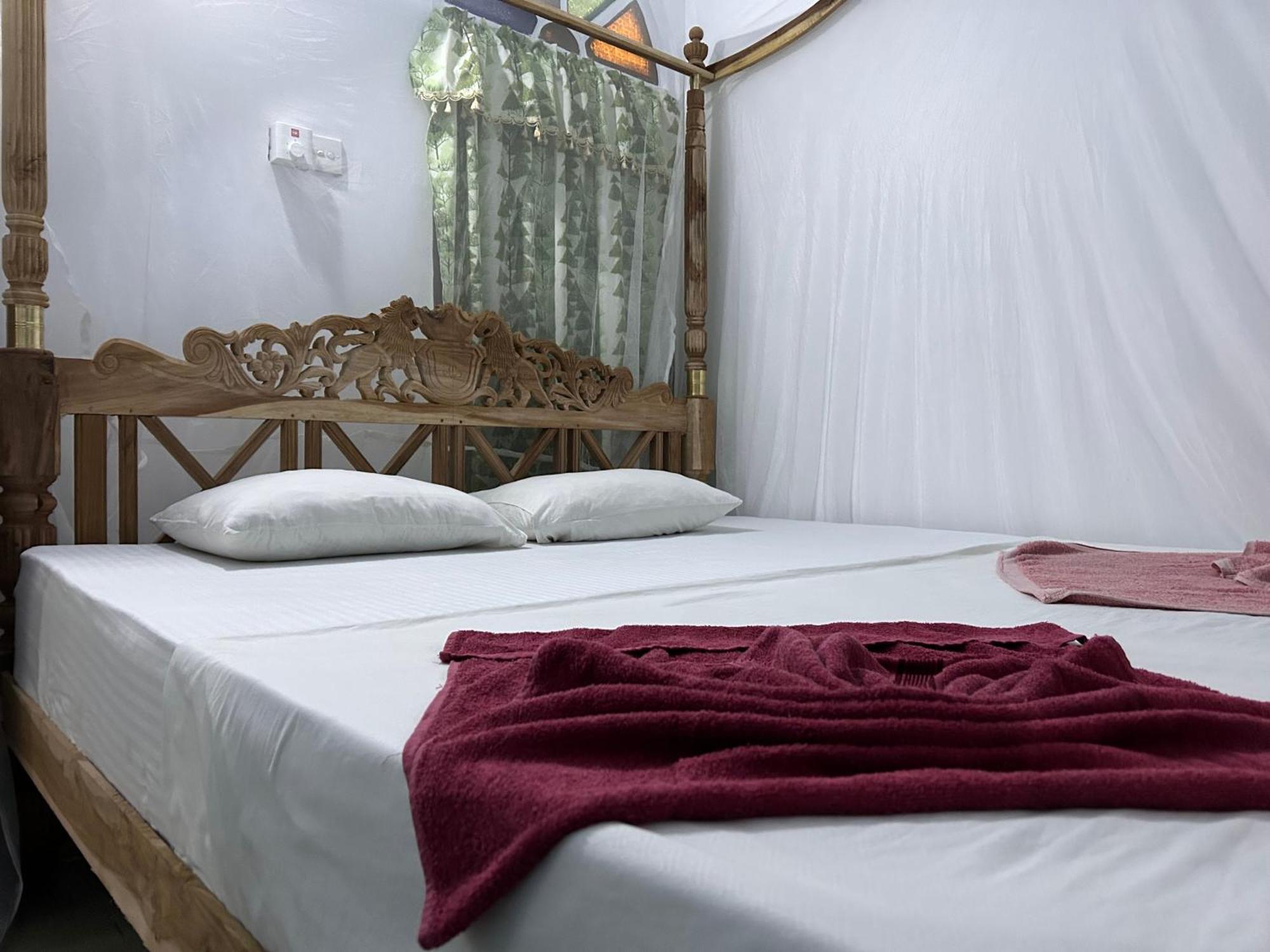 La Villa Унаватуна Екстериор снимка